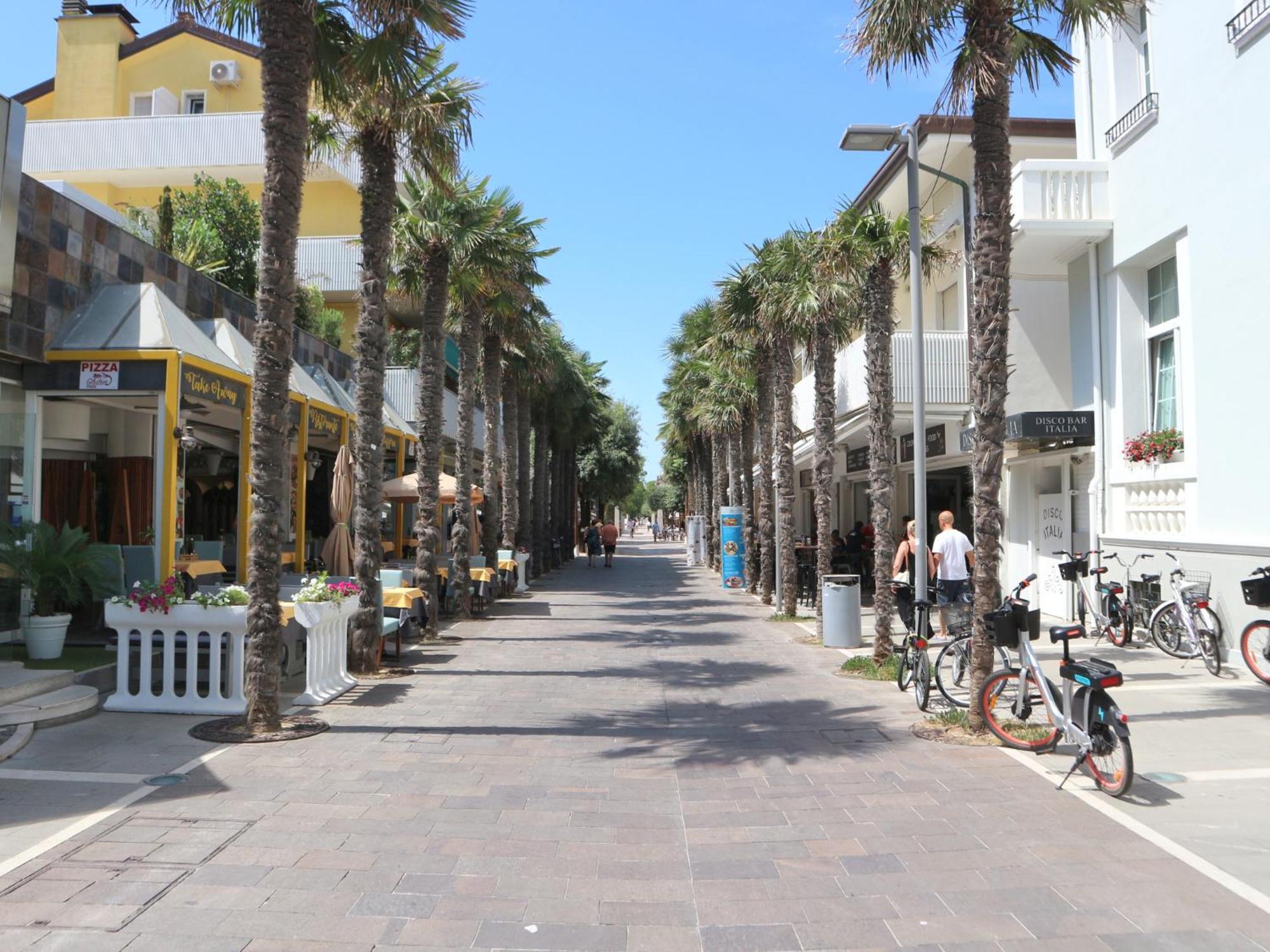 Levante Lignano Sabbiadoro Exteriör bild