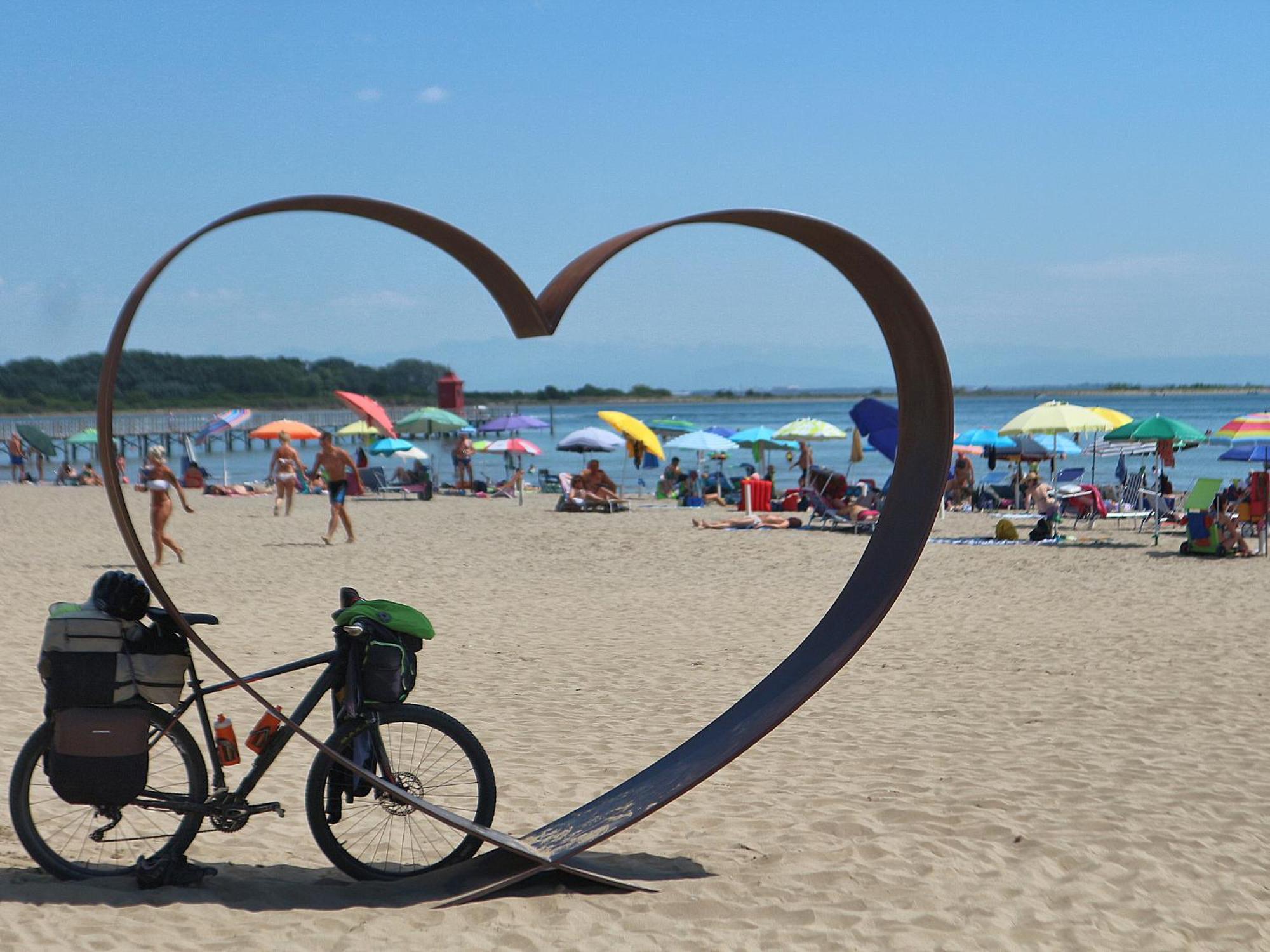 Levante Lignano Sabbiadoro Exteriör bild