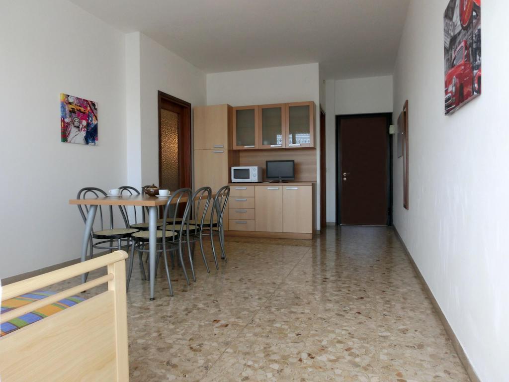 Levante Lignano Sabbiadoro Exteriör bild