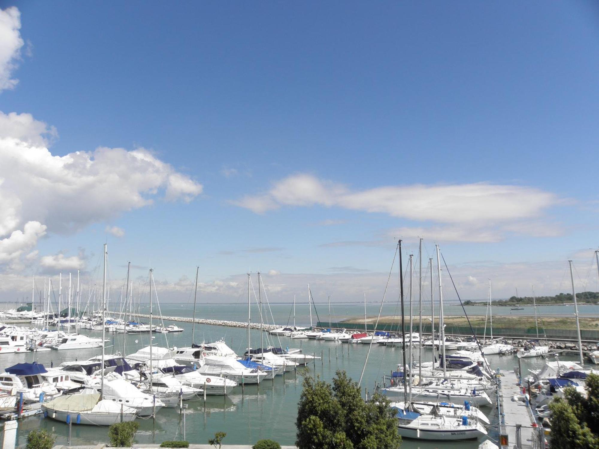 Levante Lignano Sabbiadoro Exteriör bild