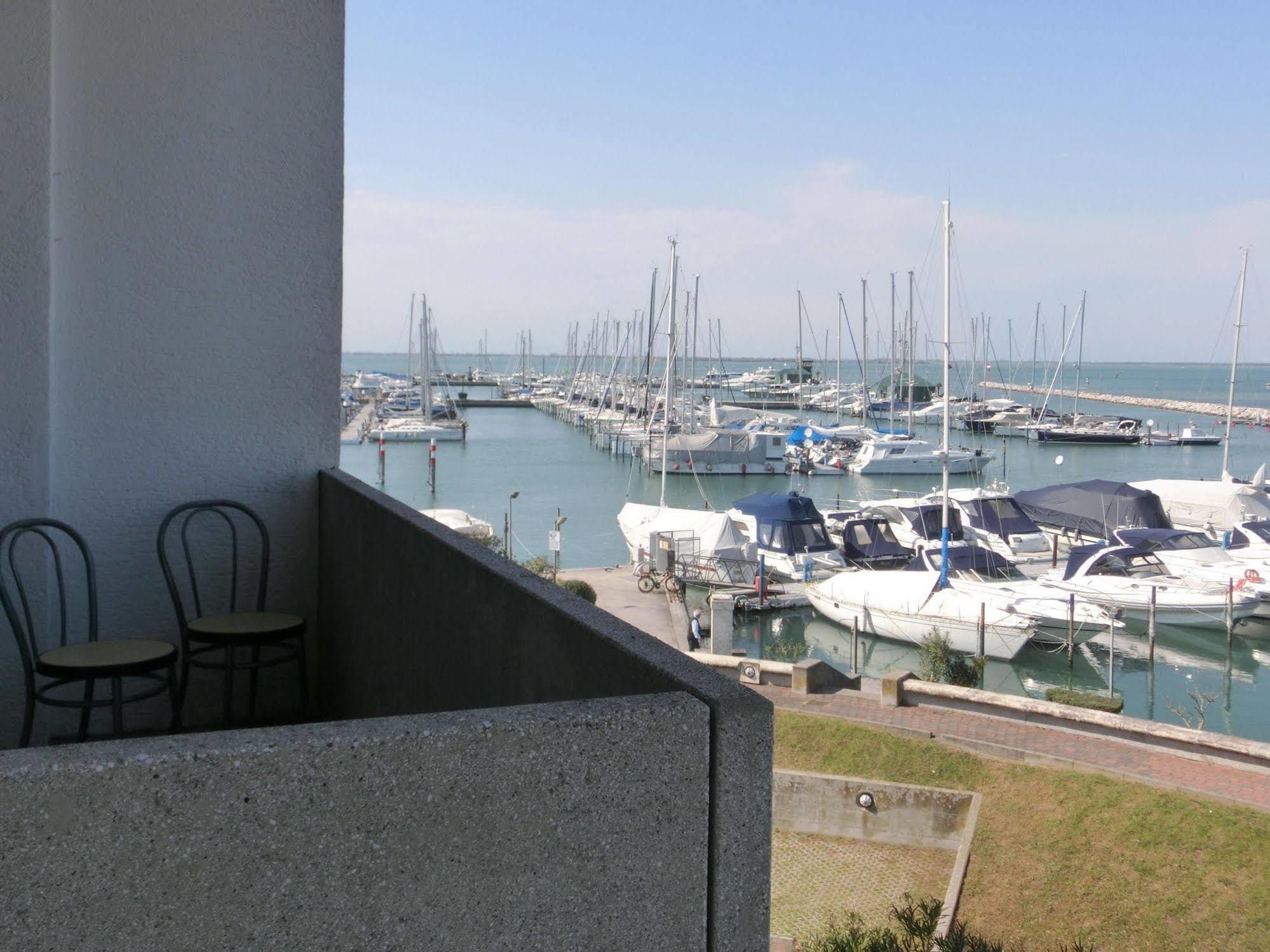 Levante Lignano Sabbiadoro Exteriör bild